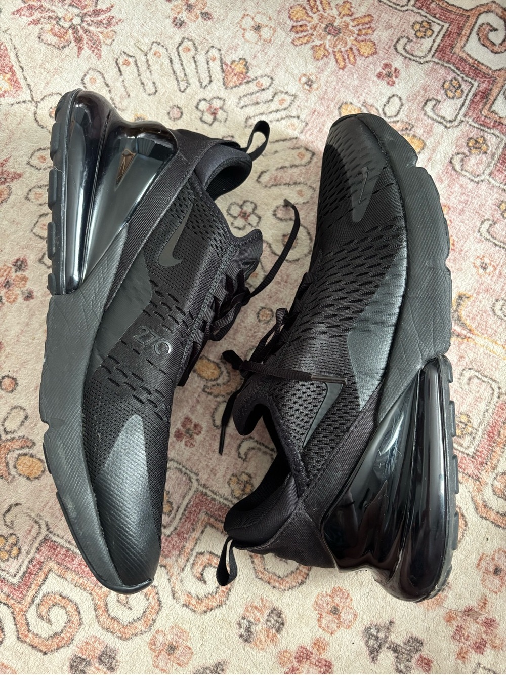 Nike Air Max 270 *like new* All-Black Men's Sneakers